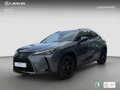 Usado Lexus UX 184 CV (135 kW) 2022 Gris SUV