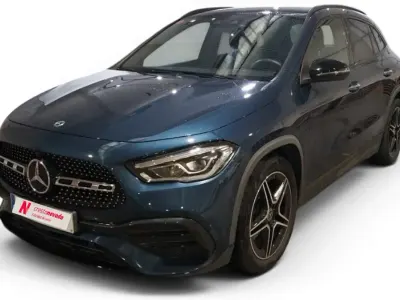 Usado Mercedes GLA200 150 CV (110 kW) 2021 Azul SUV