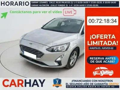 Usado Ford Focus Trend 125 CV (91 kW) 2021 Gris / plata Berlina