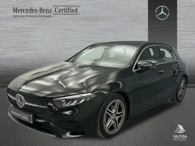 Usado Mercedes A180 AMG line 116 HP (85 kW) 2024 Preto Sedan