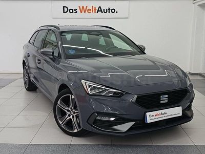 Usado Seat Leon FR 204 CV (150 kW) 2025 Gris / plata Familiar