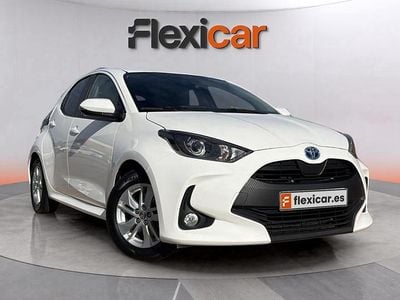 Blanco Usado 2022 Toyota Yaris Hybrid Business Edition Utilitario | 15.690 € (Precio justo)