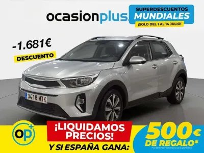 Usado Kia Stonic 101 CV (74 kW) 2024 Blanco SUV