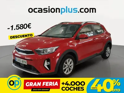 Usado Kia Stonic 79 CV (58 kW) 2025 Rojo SUV