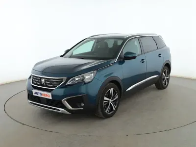 Usado Peugeot 5008 Allure 165 CV (121 kW) 2017 Verde SUV