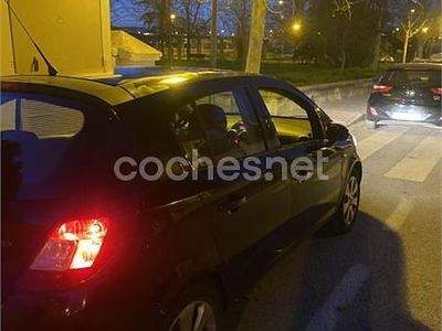 Usado Opel Corsa Cosmo 75 CV (55 kW) 2008 Negro Utilitario
