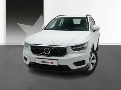 Usado Volvo XC40 Momentum 129 CV (94 kW) 2021 Blanco SUV