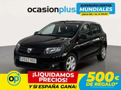 Usado Dacia Sandero Ambiance 75 CV (55 kW) 2014 Negro Utilitario