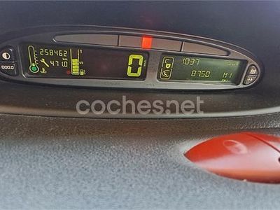 Usado Citroën Xsara Picasso Exclusive 110 CV (80 kW) 2009 Gris / plata Monovolumen