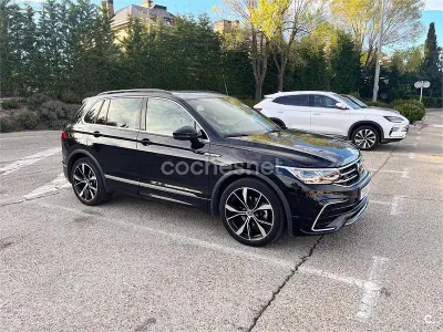 Usado VW Tiguan R-line 150 CV (110 kW) 2022 Negro SUV