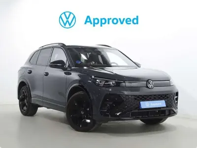Usado VW Tiguan R-line 204 CV (150 kW) 2025 Gris SUV