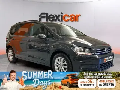 Usado VW Touran Advance 150 CV (110 kW) 2018 Gris Monovolumen