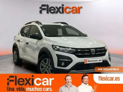Usado Dacia Sandero Essentiel 90 CV (66 kW) 2021 Blanco Utilitario