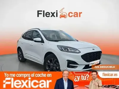 Usado Ford Kuga ST-Line 225 CV (165 kW) 2022 Blanco SUV