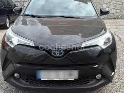 Usado Toyota C-HR Active 122 CV (89 kW) 2019 Negro SUV