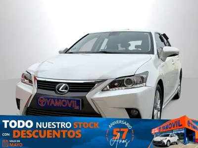 Usado Lexus CT200h Executive Line 136 CV (100 kW) 2016 Blanco Utilitario