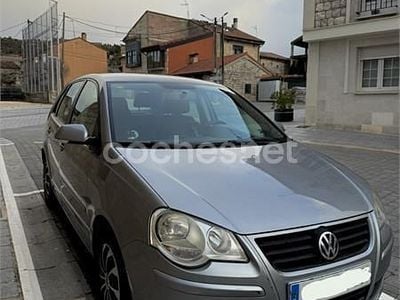 Gris / plata Usado 2007 VW Polo Advance Berlina | 3000 € (Un poco caro)