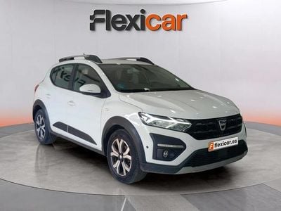 Usado Dacia Sandero Comfort 101 CV (74 kW) 2022 Blanco Utilitario
