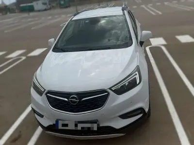 Usado Opel Mokka Selective 140 CV (102 kW) 2017 Blanco SUV