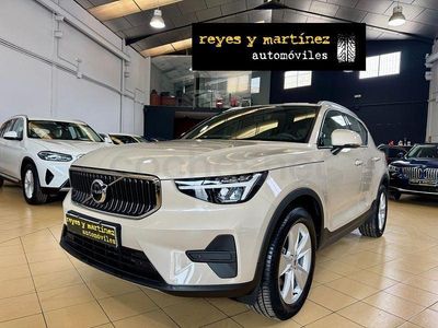 Usado Volvo XC40 Core 163 CV (119 kW) 2025 Beige SUV
