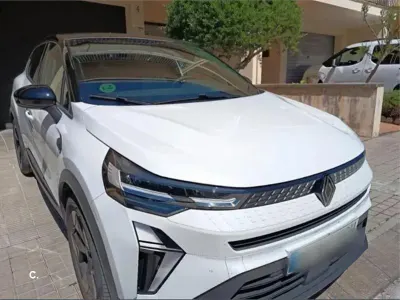 Usado Renault Captur Techno 90 CV (66 kW) 2024 Blanco SUV