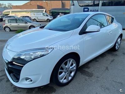 Usado Renault Mégane Dynamique 115 CV (84 kW) 2012 Blanco Berlina
