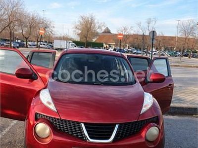 Usado Nissan Juke Acenta 110 CV (80 kW) 2011 Granate SUV