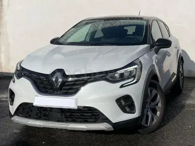 Usado Renault Captur Zen 145 CV (106 kW) 2022 Blanco SUV