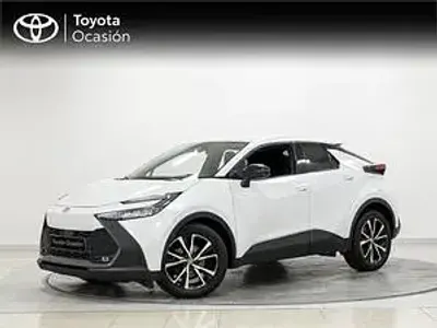 Usado Toyota C-HR Advance 140 CV (102 kW) 2026 Blanco metalizado SUV