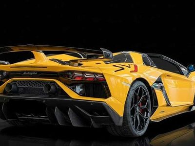 Amarillo Usado 2022 Lamborghini Aventador Descapotable | 865.900 €