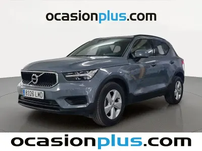 Używany Volvo XC40 Momentum 129 KM (94 kW) 2021 Szary SUV