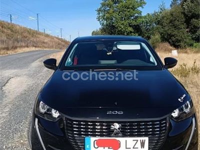Negro Usado 2022 Peugeot 208 Style Utilitario | 13.000 € (Precio justo)