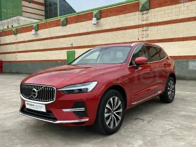 Usado Volvo XC60 Inscription 197 CV (144 kW) 2022 Rojo SUV