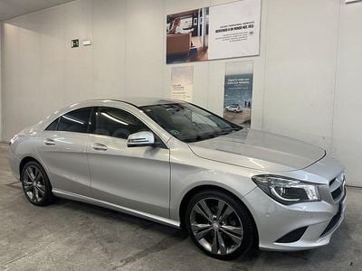 Usado Mercedes CLA200 136 CV (100 kW) 2015 Gris / plata Berlina