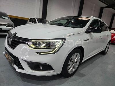 Usado Renault Mégane GrandTour LIMITED 116 CV (85 kW) 2019 Blanco Familiar