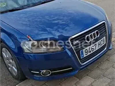 Usado Audi A3 Ambiente 105 CV (77 kW) 2011 Azul Utilitario