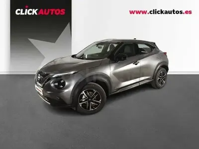 Begagnad Nissan Juke N-Connecta 114 HK (83 kW) 2025 Grå SUV