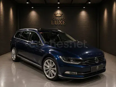 Usado VW Passat Sportline 240 CV (176 kW) 2016 Azul Familiar