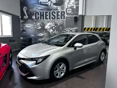 Usado Toyota Corolla Active 122 CV (89 kW) 2022 Gris / plata Berlina