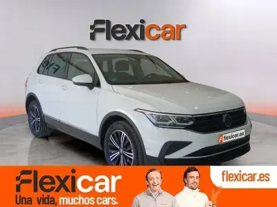 Usado VW Tiguan Life 150 HP (110 kW) 2023 Branco SUV