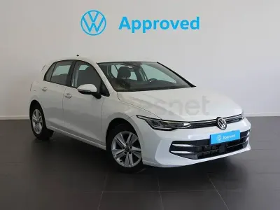 Usado VW Golf VIII Life 110 CV (80 kW) 2022 Blanco Berlina