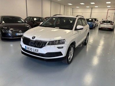 Usado Skoda Karoq Ambition 150 CV (110 kW) 2020 Blanco SUV