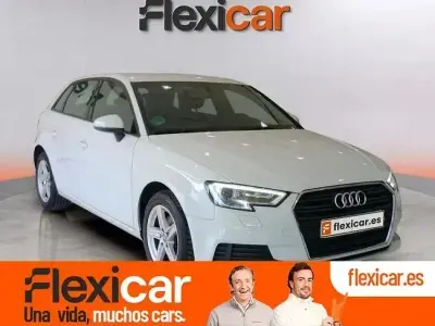 Usado Audi A3 150 CV (110 kW) 2019 Blanco Berlina