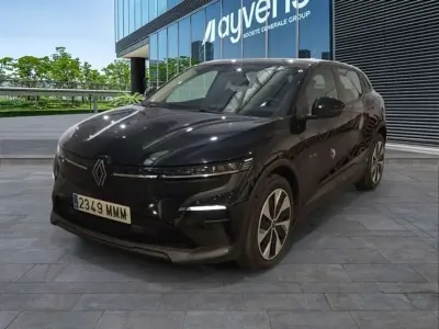 Usado Renault Megane E-Tech Evolution 96 kW (131 CV) 2023 Negro Utilitario