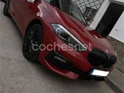 Usado BMW 116 116 CV (85 kW) 2020 Rojo Utilitario