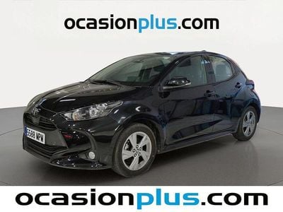 Usado Toyota Yaris Active 116 CV (85 kW) 2024 Negro Utilitario