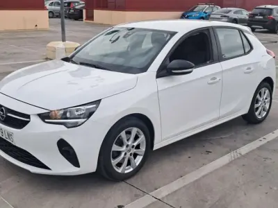 Usado Opel Corsa Edition 102 CV (75 kW) 2021 Blanco Utilitario