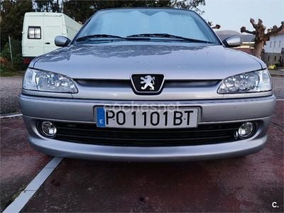 Usado Peugeot 306 70 CV (51 kW) 2000 Gris / plata Berlina