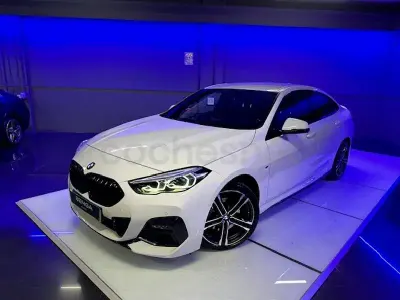 Używany BMW 218 Executive 140 KM (102 kW) 2022 Biały Coupe