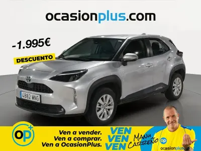 Usado Toyota Yaris Cross Business Edition 116 CV (85 kW) 2024 Gris SUV